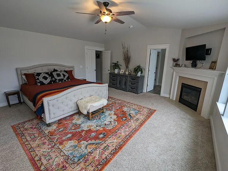 7758 McKinley Loop NE — Photo 23