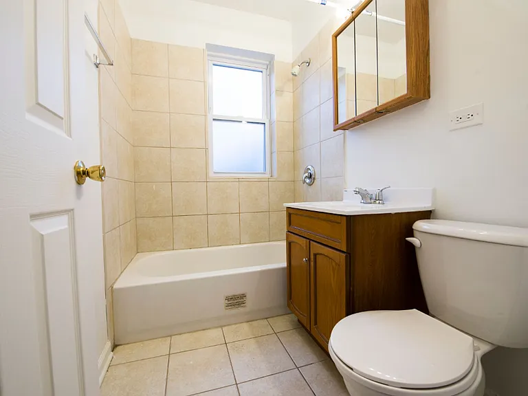 9244 S Saginaw Ave — Photo 11
