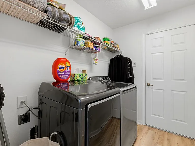19406 Sunset Bay Dr — Photo 27