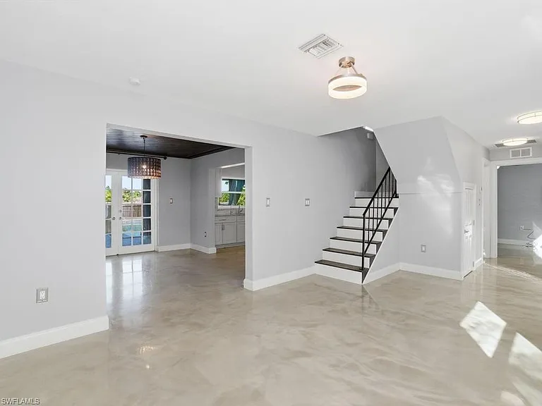 4920 Shady River Ln — Photo 6