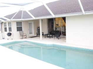3099 SE Galt Cir, Port Saint Lucie, FL 34984