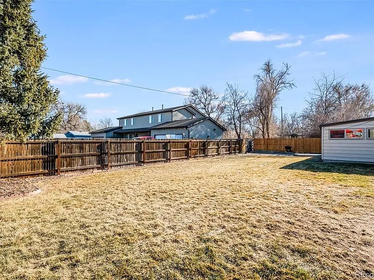 4390 Newland St — Photo 11