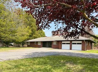 422 Governor Hunt Road, Vernon, VT 05354