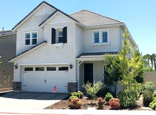 17 Silver Spruce Ct, Lake Forest, CA 92630