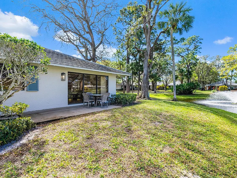 406 Club Dr — Photo 18