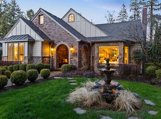 13180 Thoma Rd, Lake Oswego, OR 97034