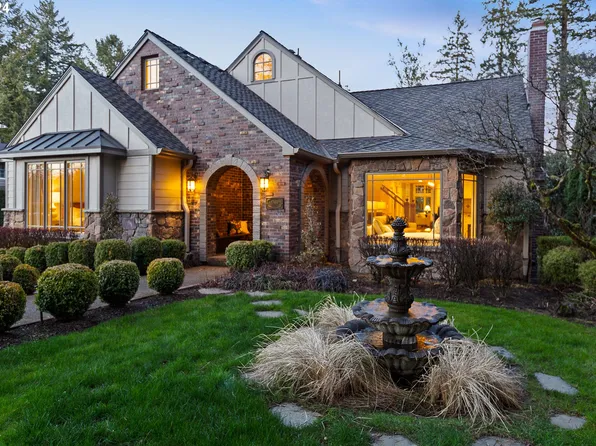 13180 Thoma Rd, Lake Oswego, OR 97034