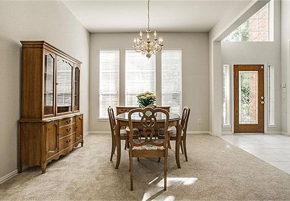 4th image of 6913 Clear Springs Pkwy