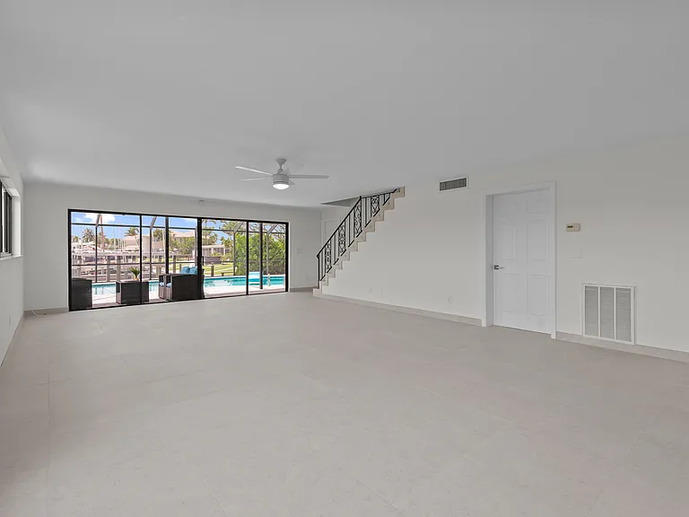 1706 Sandy Cir #1 — Photo 8