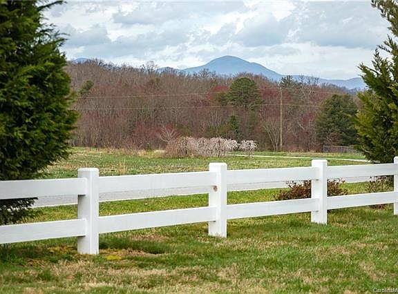 2nd image of 143 Banner Farm Rd