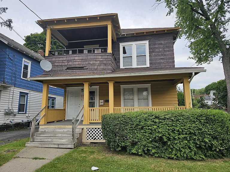 2519 Midland Ave — Photo 15