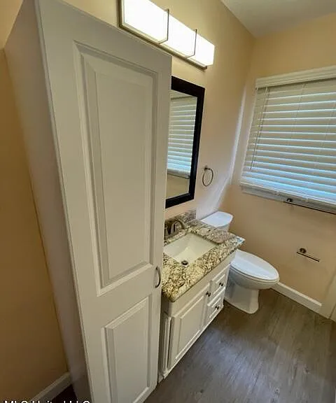 333 Belvedere Dr — Photo 23