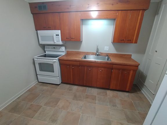 3rd image of 6500 E Seneca Tpke APT 1