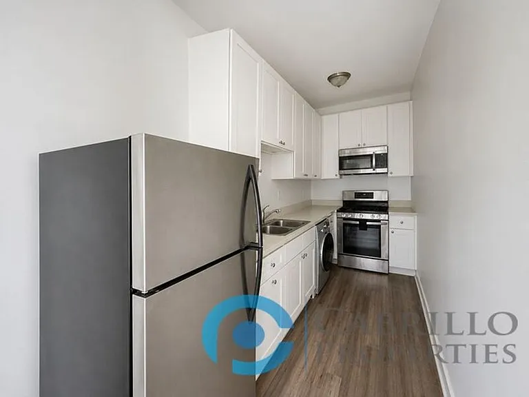 3939 7th Ave #4 — Photo 5