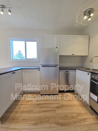 1001 2nd Ave NW Photo 1