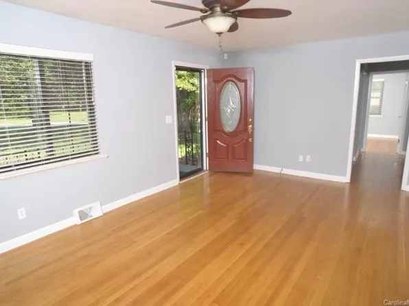 127 Morlan Park Rd, Salisbury, NC 28146
