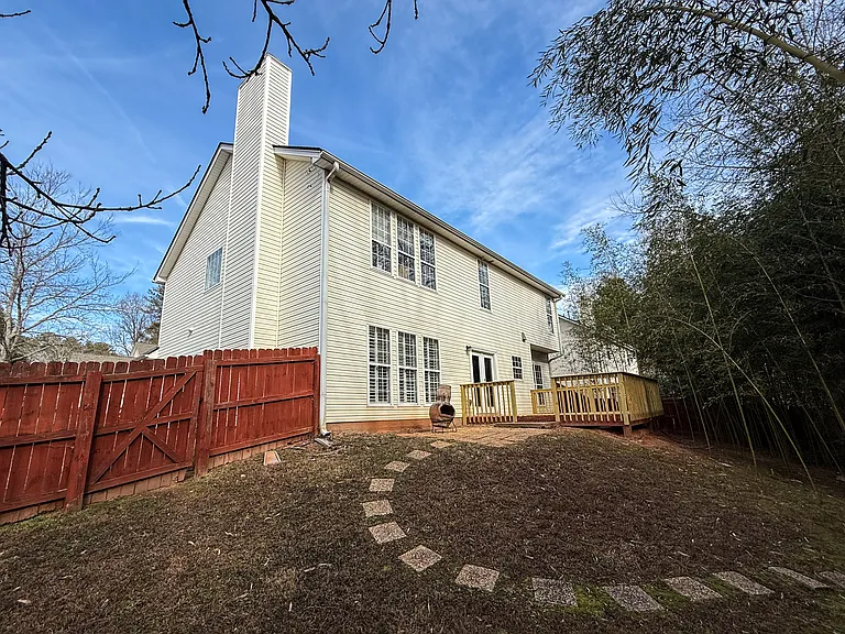 1570 Swan Valley Ct — Photo 16