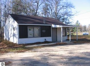 5278 Jackpine Dr, Prescott, MI 48756