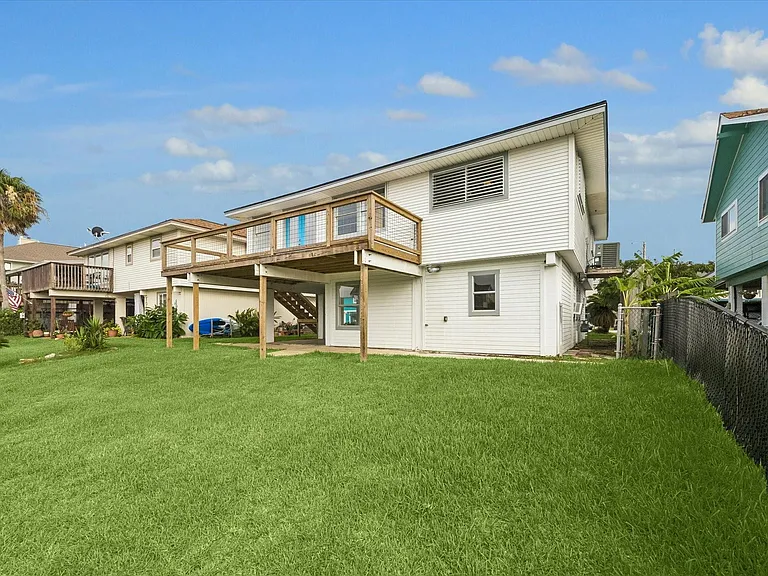 1079 Redfish St — Photo 21