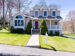 29 Ridgeway Ave, Waterbury, CT 06708