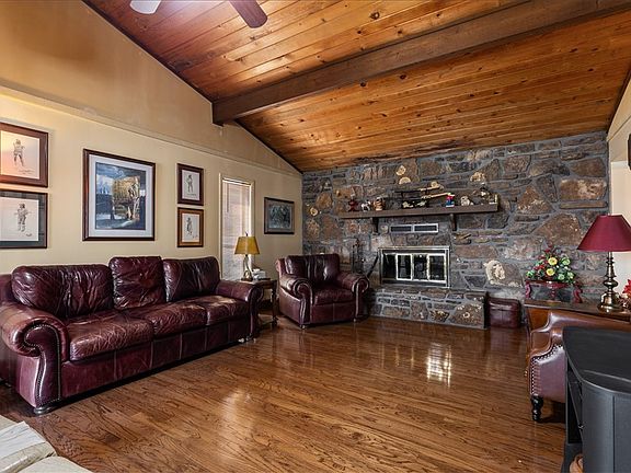 5th image of 9826 Old Campbell Rd