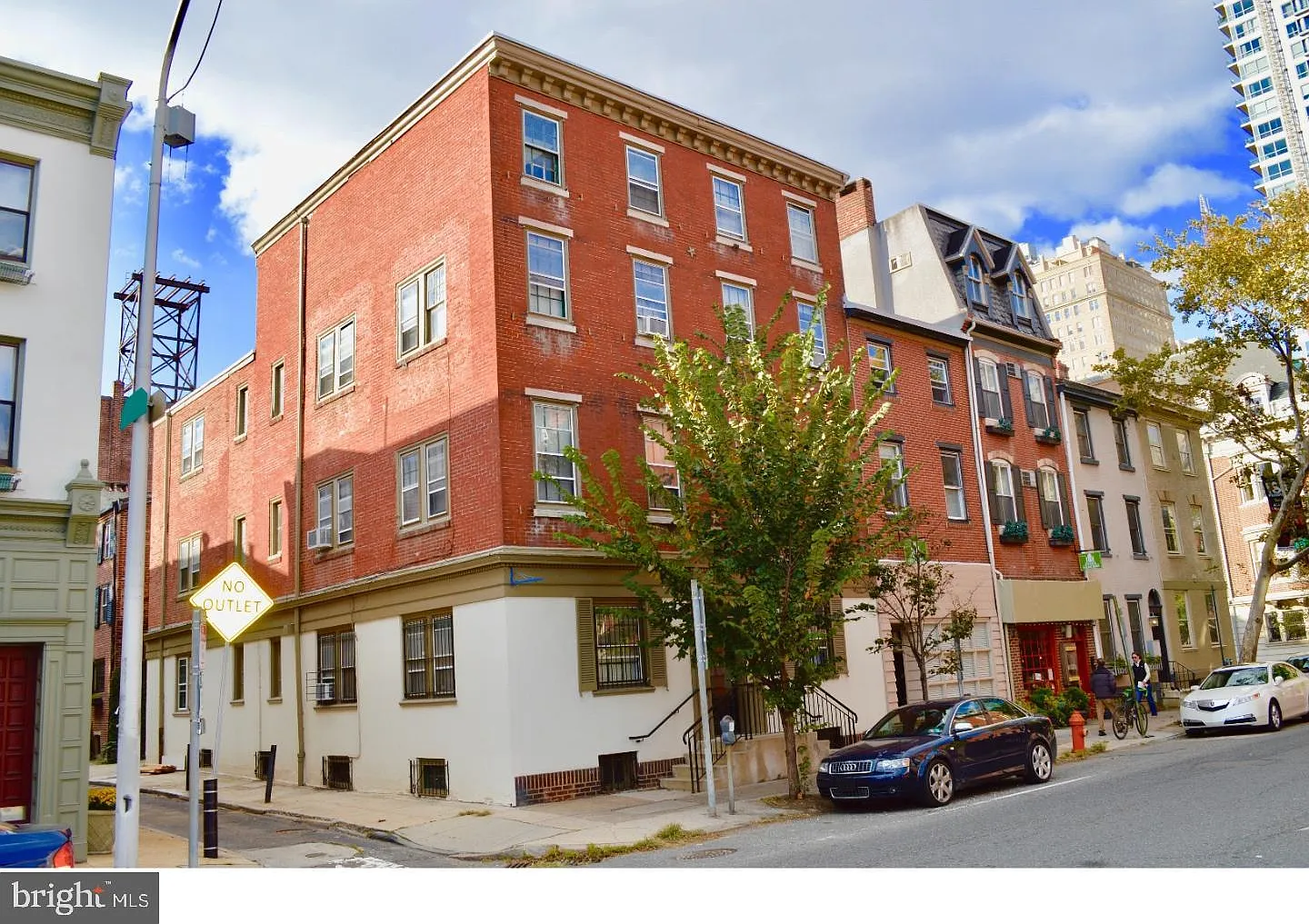 332-34 South 17 Street — Photo 1