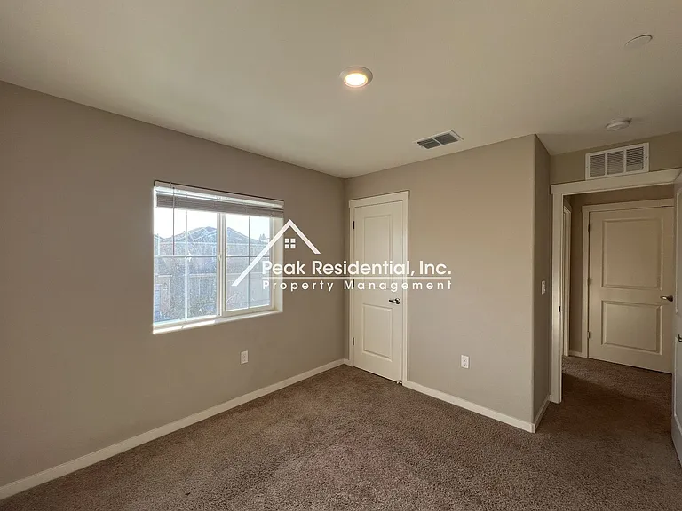 2808 Bedell St — Photo 15