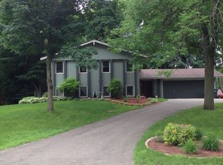 2661 Orchard Ln, Excelsior, MN 55331