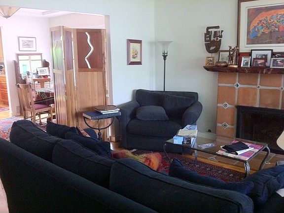 3rd image of 309 Fernando Ave