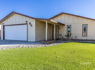 911 W Coral Ave, Ridgecrest, CA 93555