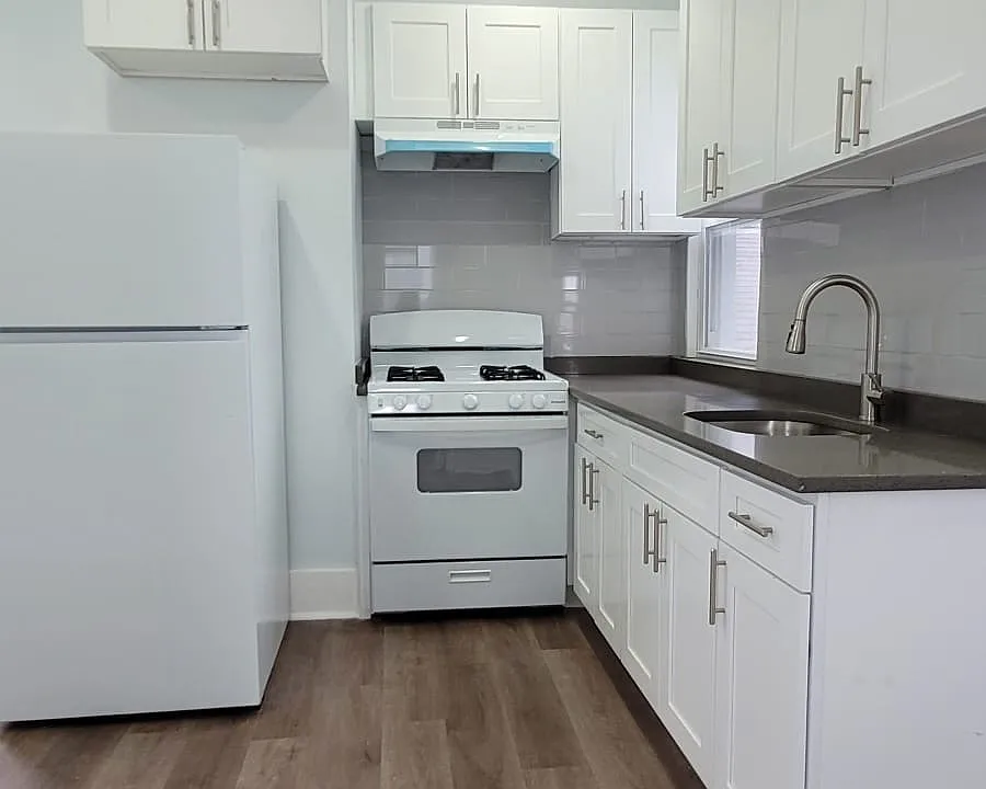 329-331 Elizabeth Ave