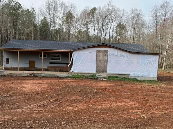 496 Sand Clay Rd, Chesnee, SC 29323