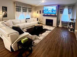 1255 Bristol Pl, Avon, IN 46123