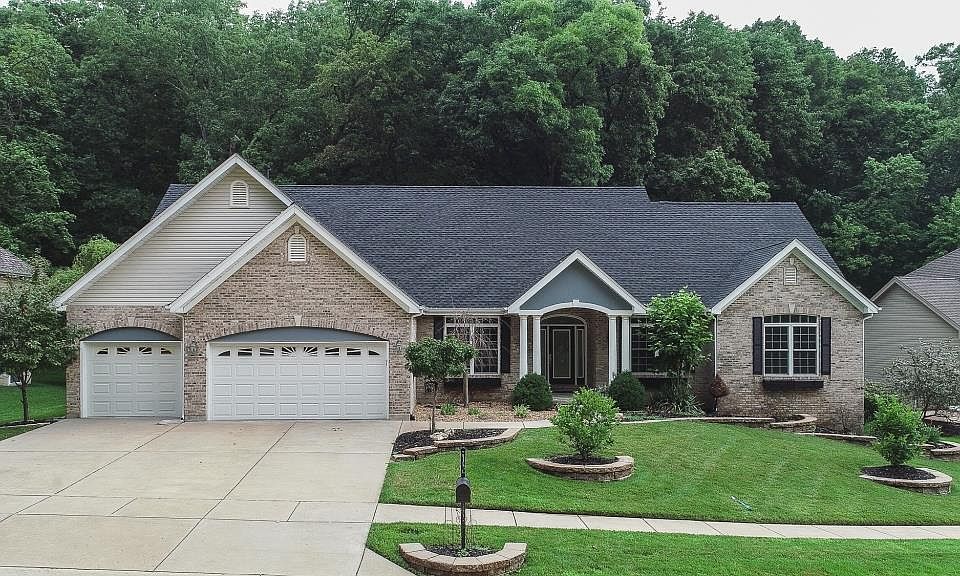 2nd image of 777 Southern Hills Dr