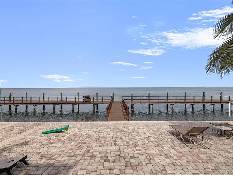 5266 Beach Dr SE #B — Photo 22
