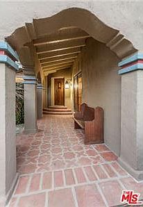 2nd image of 3525 Griffith Park Blvd