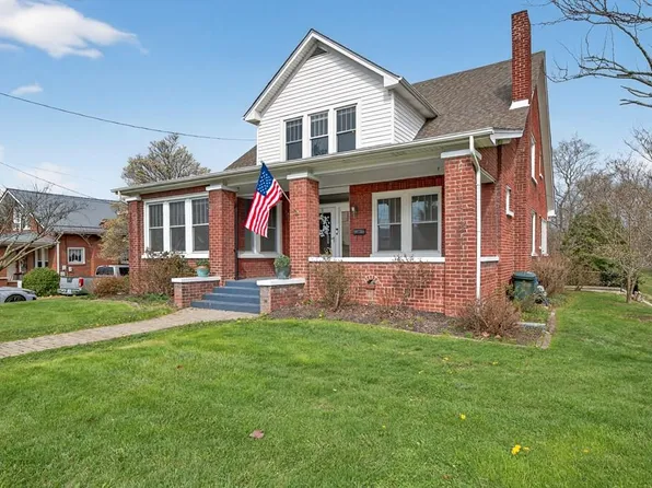 415 E Main St, Marion, VA 24354