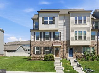 8634 Shady Pines Dr, Frederick, MD 21704