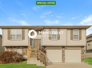 108 Samantha St, Raymore, MO 64083