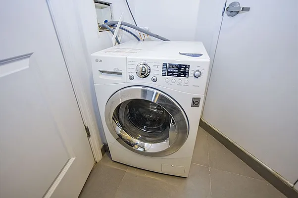 Rented by Level Group | media 31