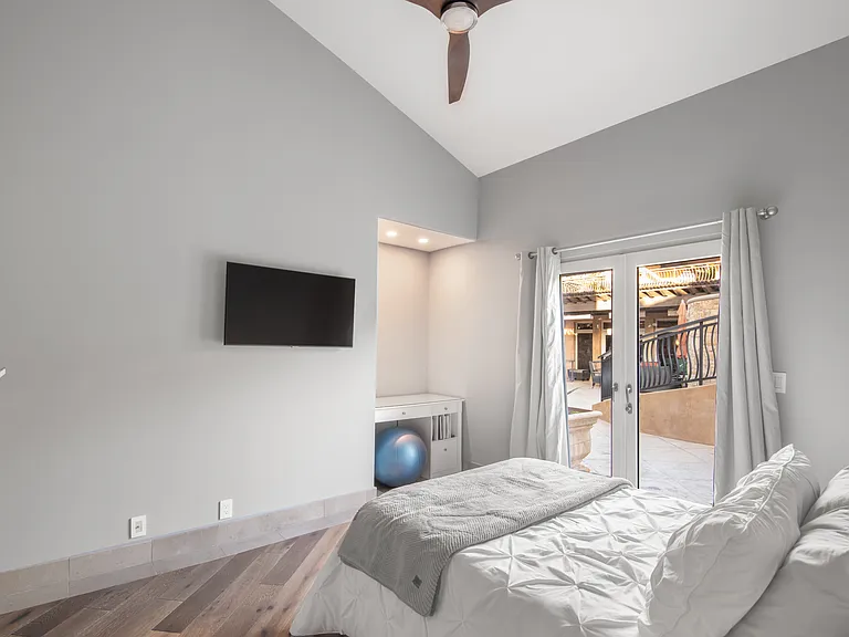 1650 Mesa Ridge Ave — Photo 35
