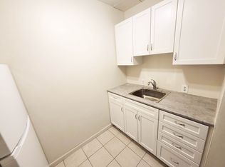 1162 Memorial Drive N.W., Calgary, AB T2N 3E5