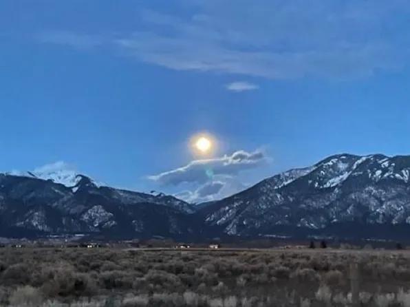 23 Route Du Soleil, Arroyo Seco, NM 87514