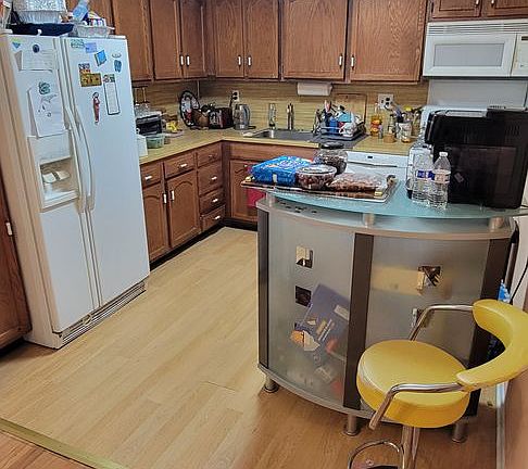 4th image of 9906 Bustleton Ave APT B13