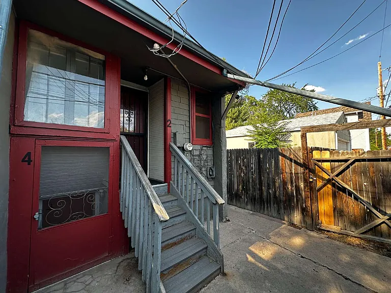 172 W Maple Ave #2 — Photo 8