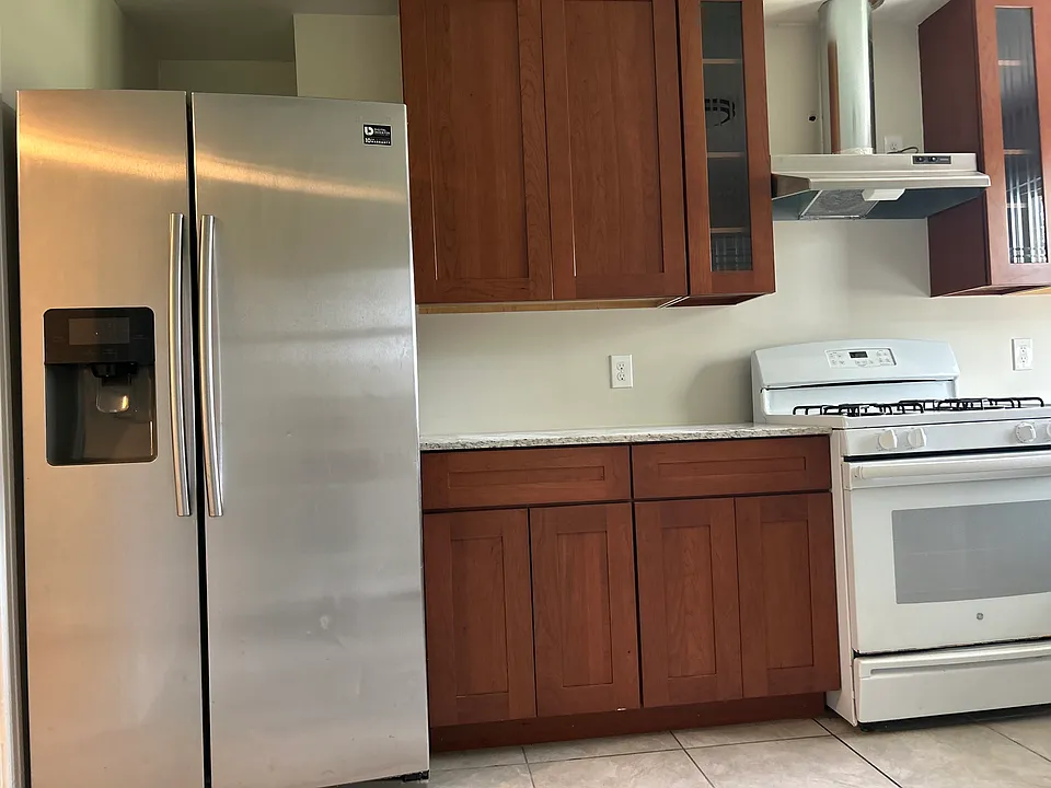 3108 NW 50th St