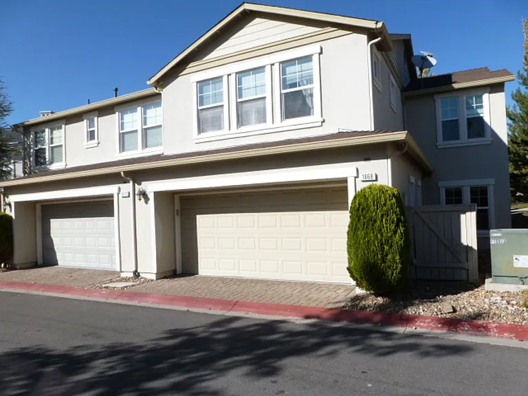 1668 Spicewood Cir — Photo 3