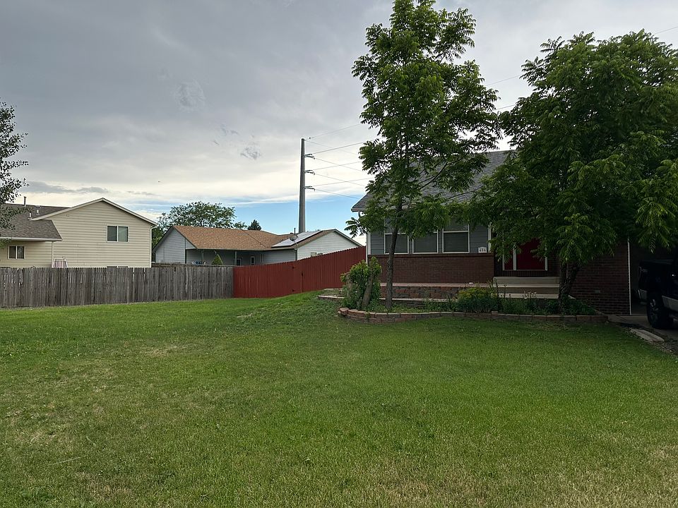 2nd image of 404 E 19th Street Rd