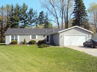 807 Setting Sun Dr, Midland, MI 48642