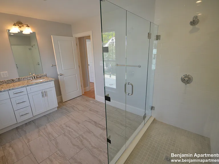 18 Bothwell Rd #5 — Photo 17